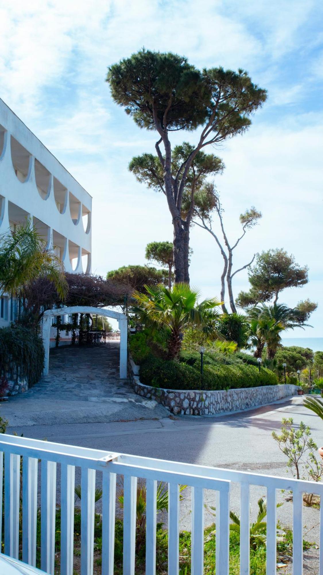 Hotel Sinuessa Terme Mondragone Dış mekan fotoğraf